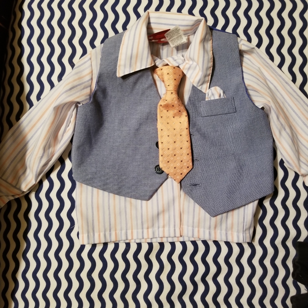 Hudson Ferrell vest shirt tie